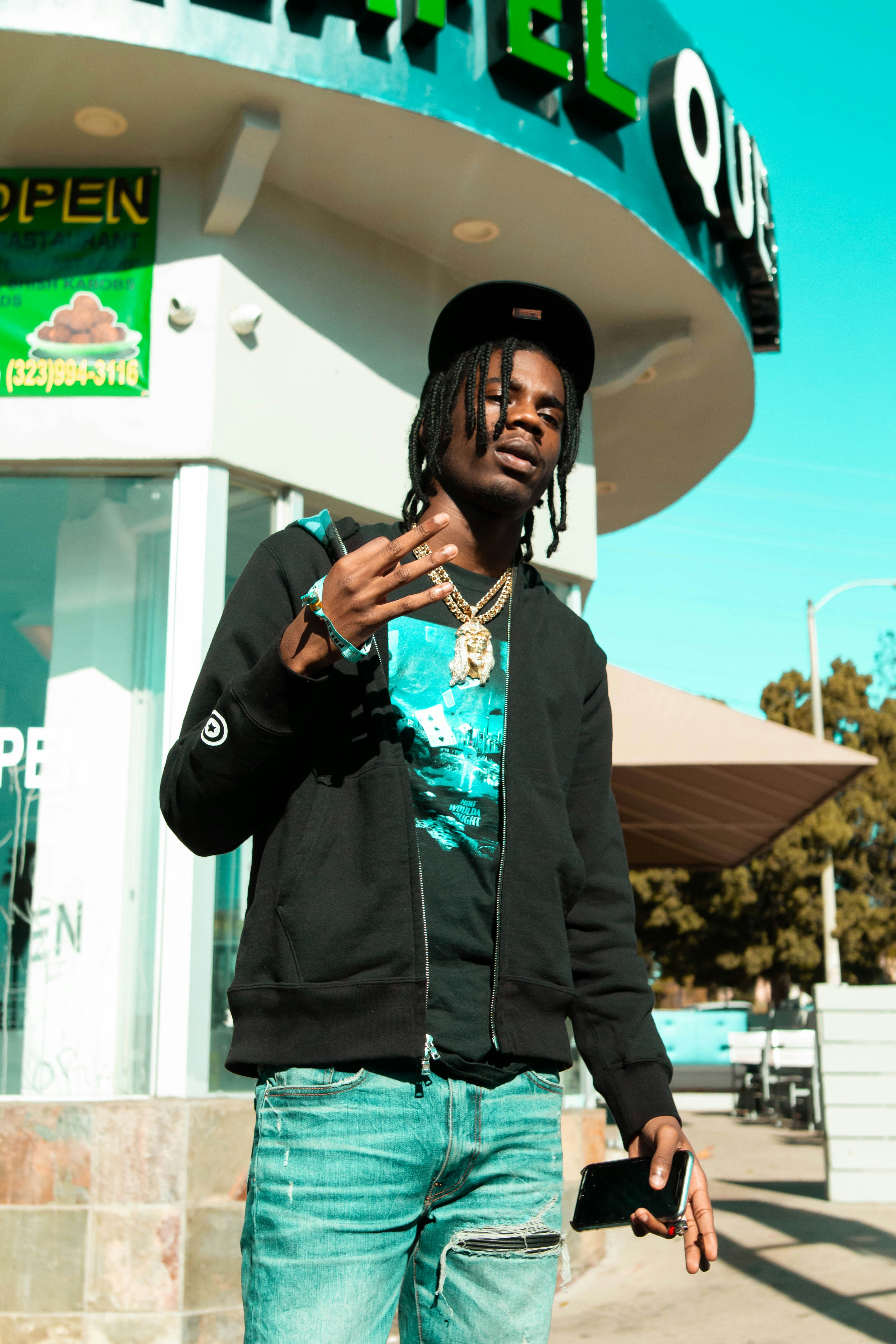 Photo by strvngefilmss