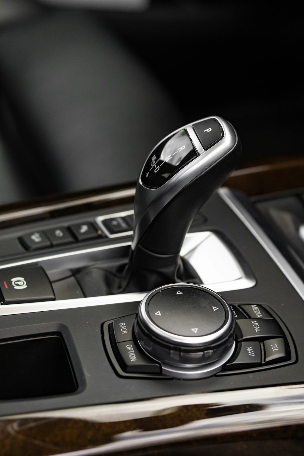 a close up of a car steering wheel