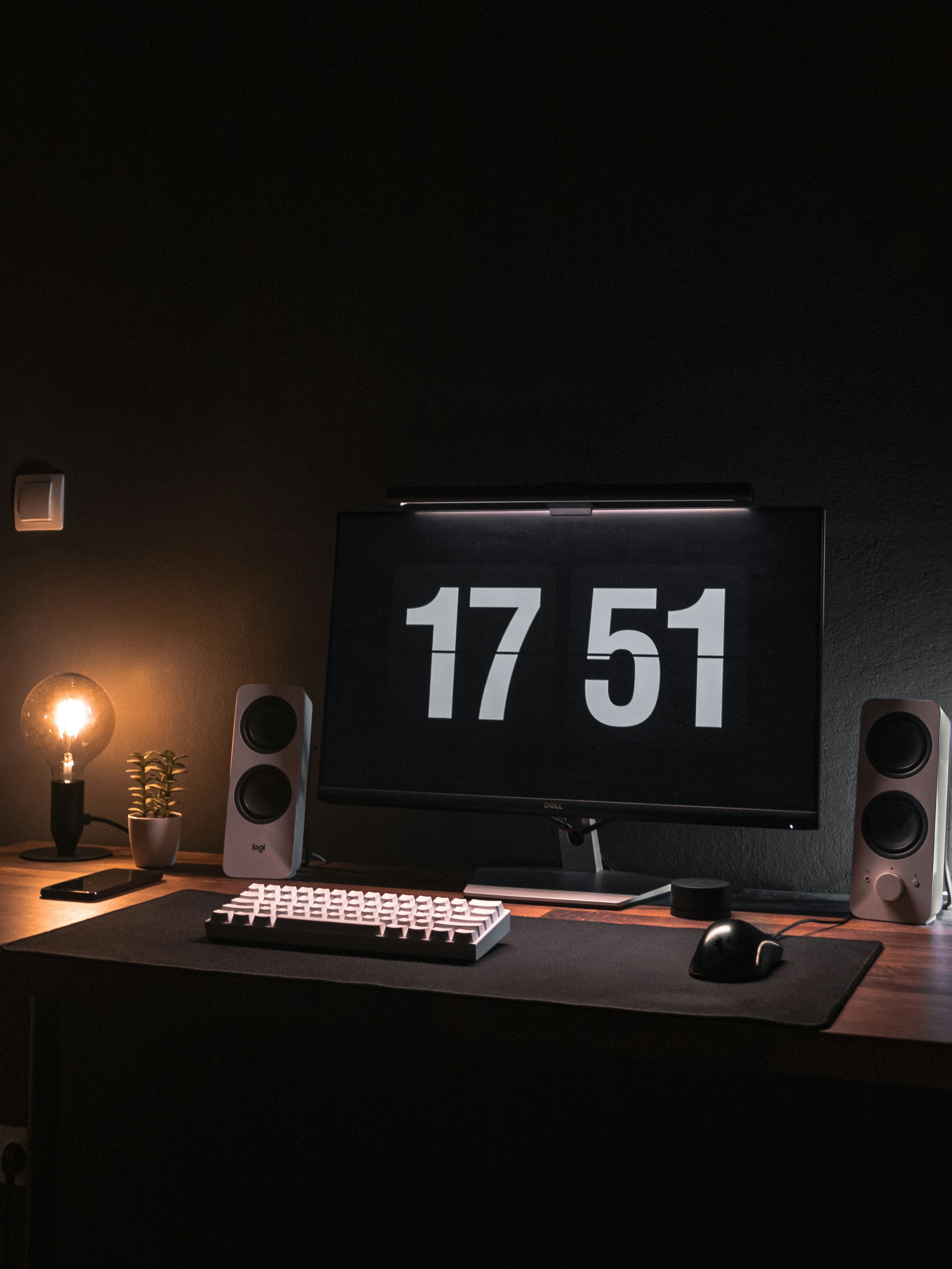 Warm Home Studio