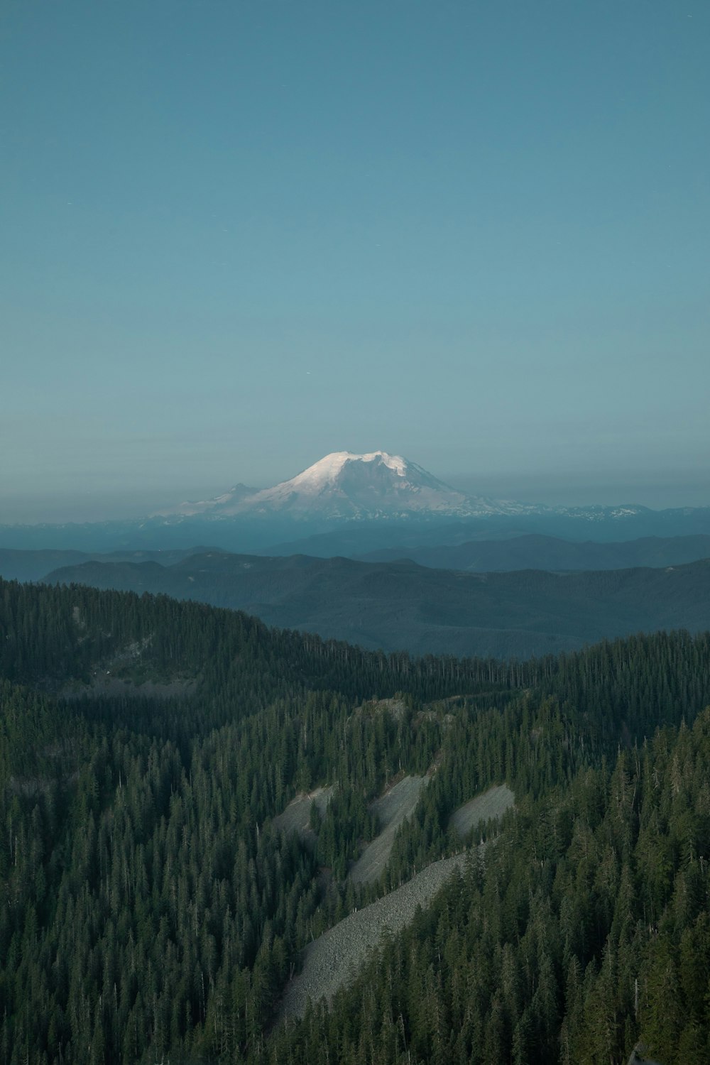 a snow covered mountain