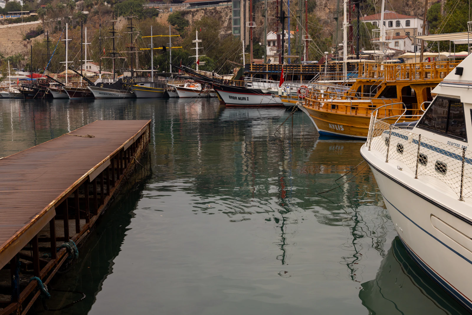 Antalya Turizminde Yeni Dönem: 16 Milyon Turist Hedefi Revize Edildi