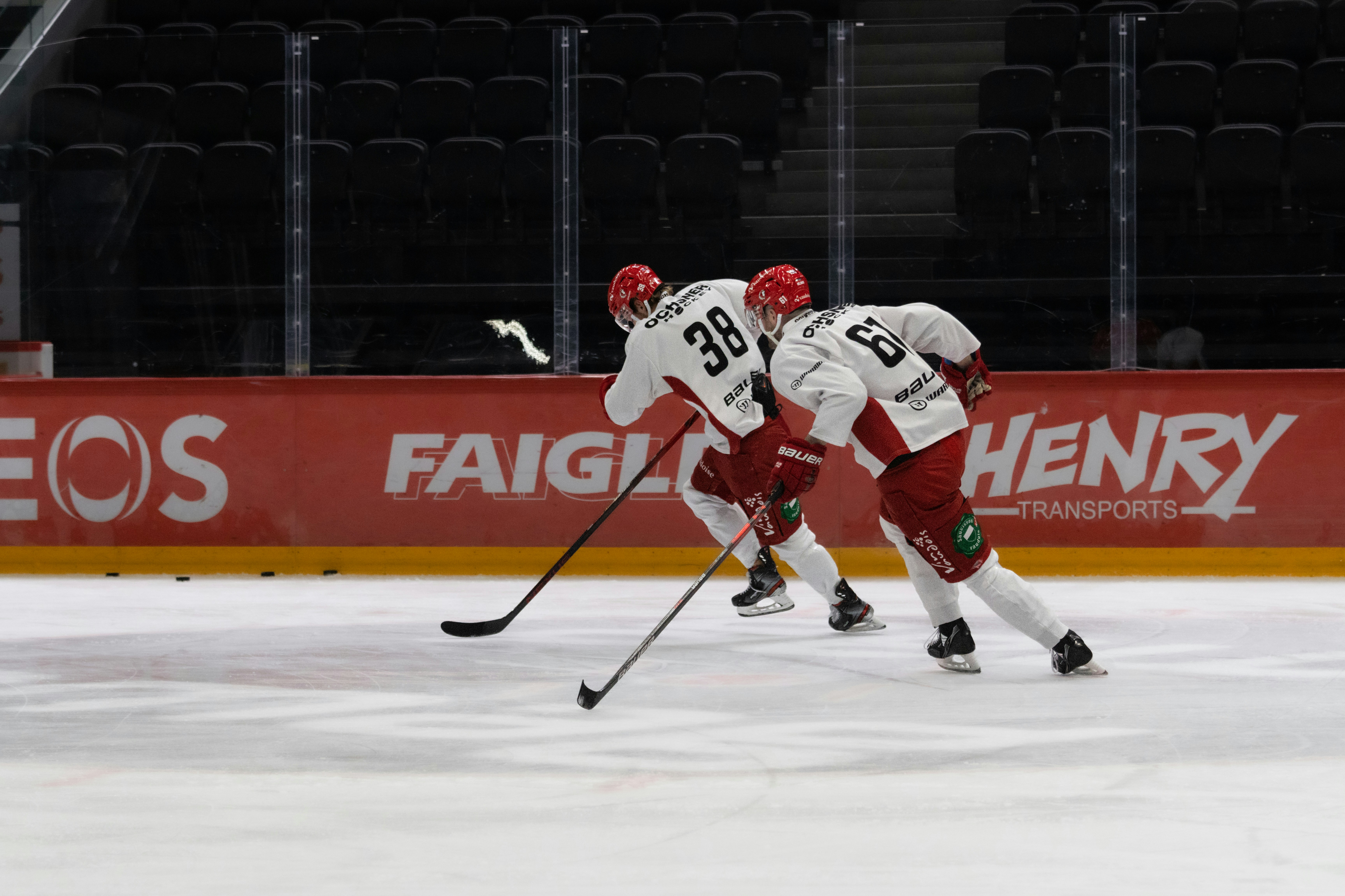 Карлсон обменян из Вашингтона в Анахайм: разлука с Овечкиным