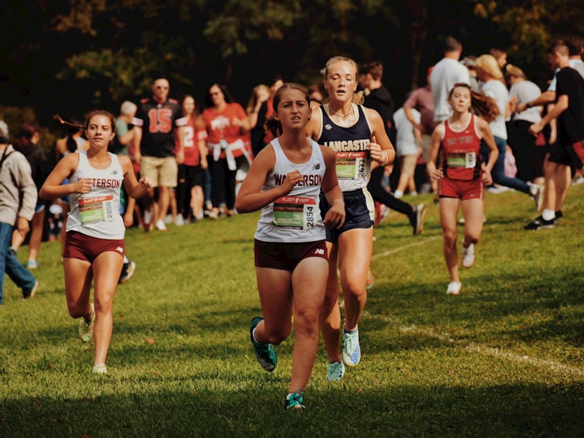 a group of people that are running in a race