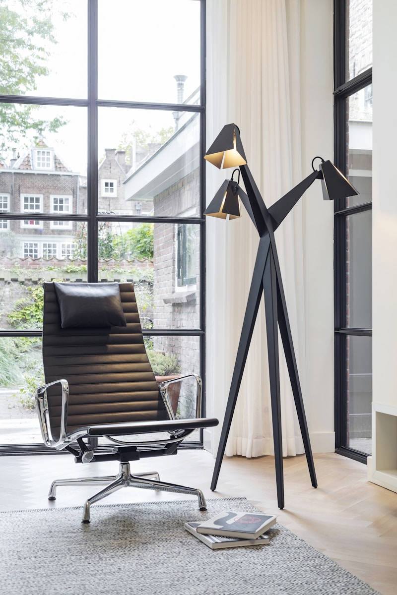 Vela Slim Tower
