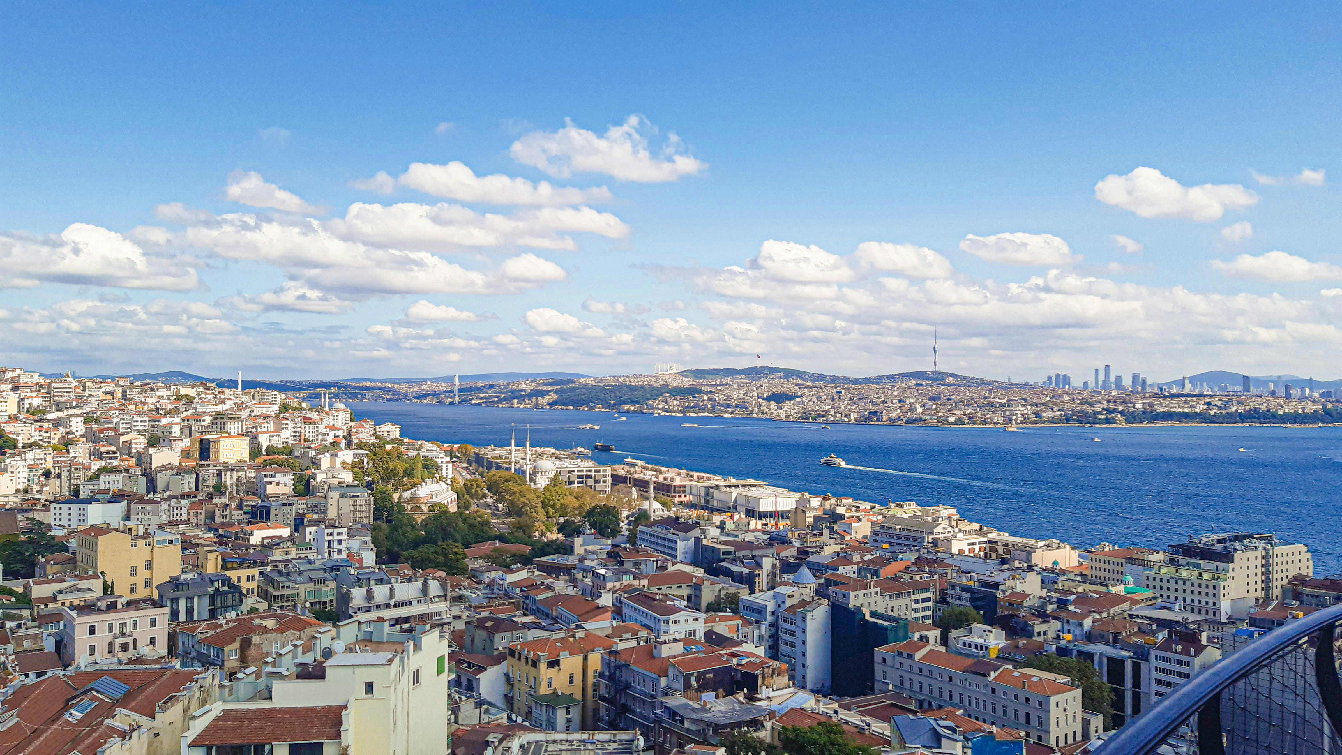 Photo by rtayyipkhvc