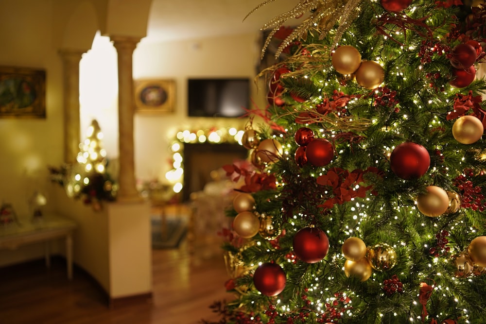 a decorated christmas tree in a living room