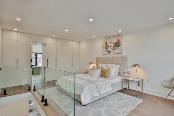 Arbutus Home Bedroom & Hall Repaint