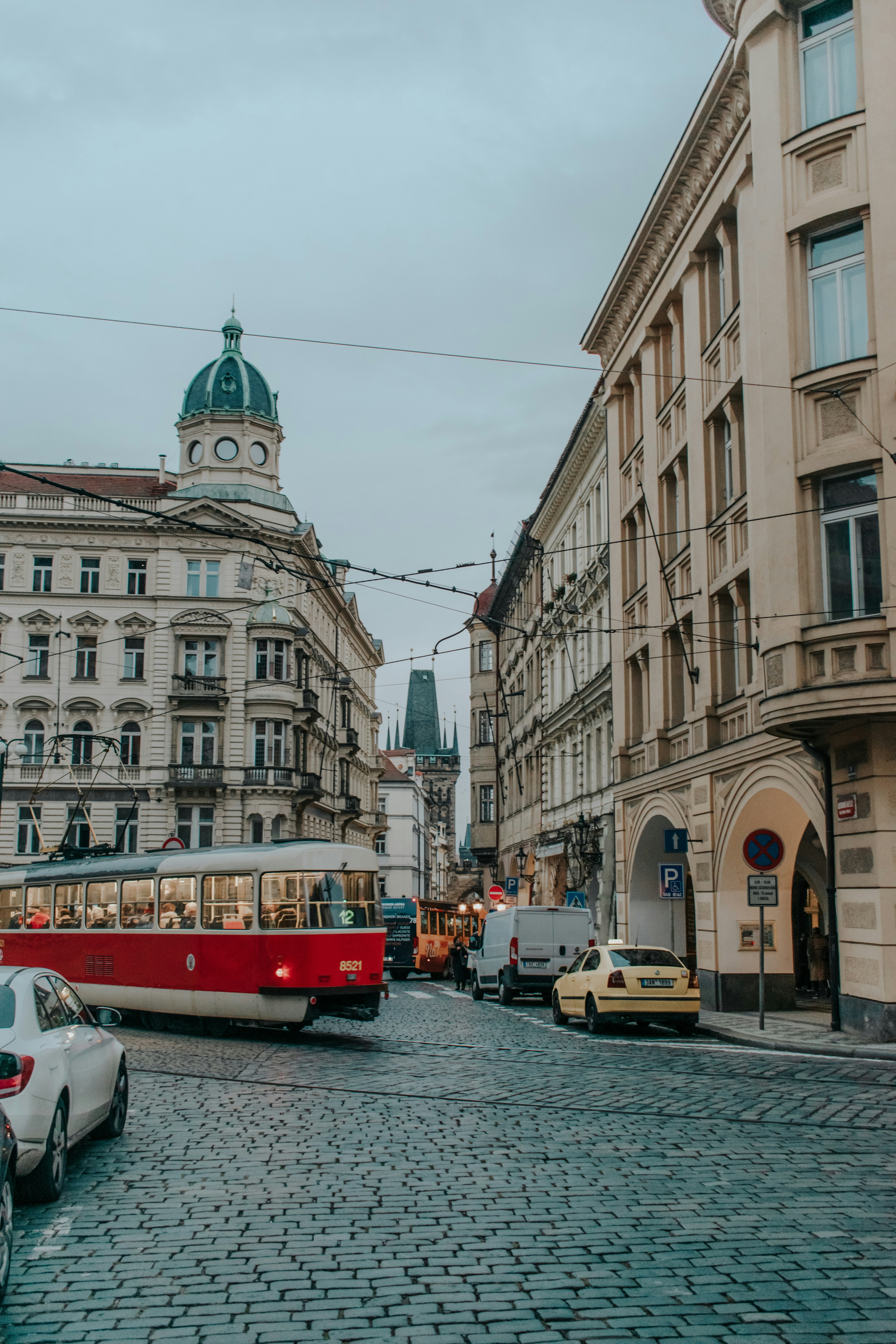 Photo by ceydaciftci