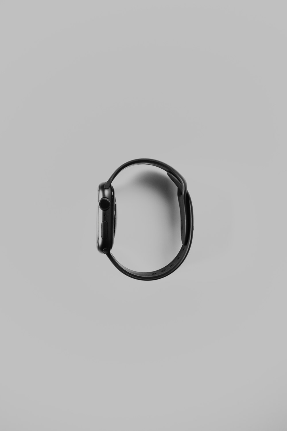 a black ring on a gray background