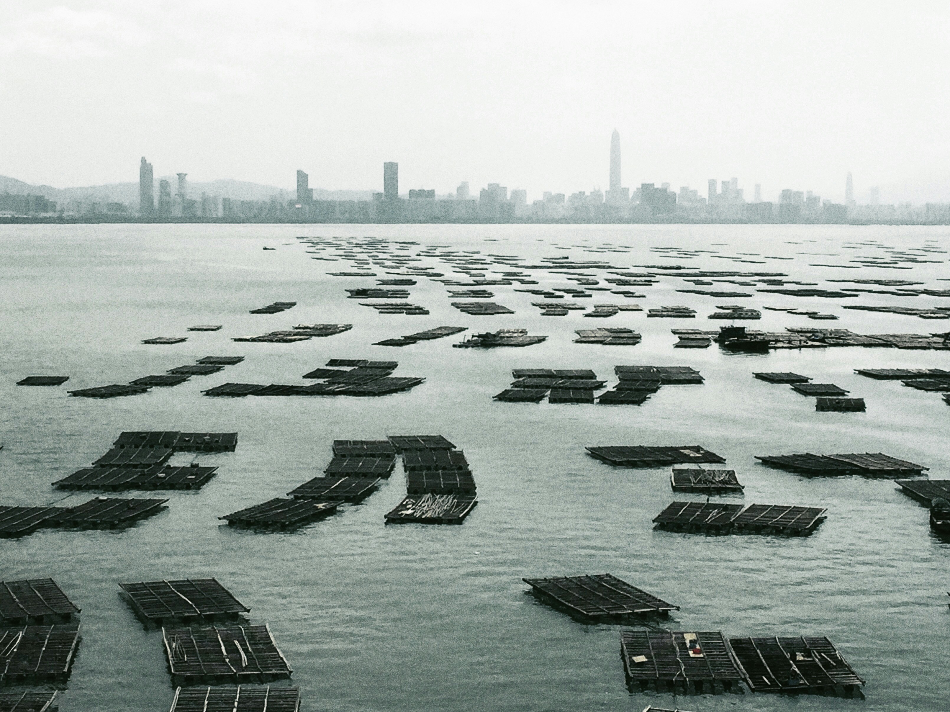 crowded waterway in New York - do you need boat insurance in ny