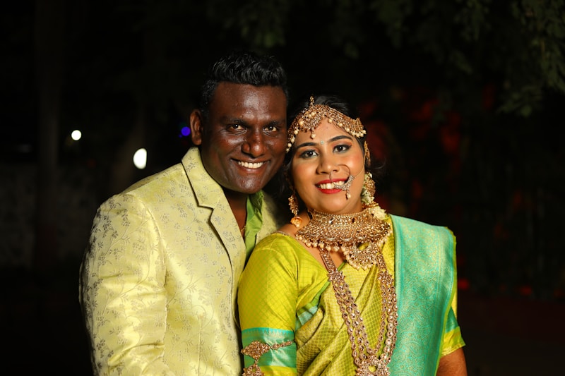 Trajes tradicionales en comunidad inclusiva