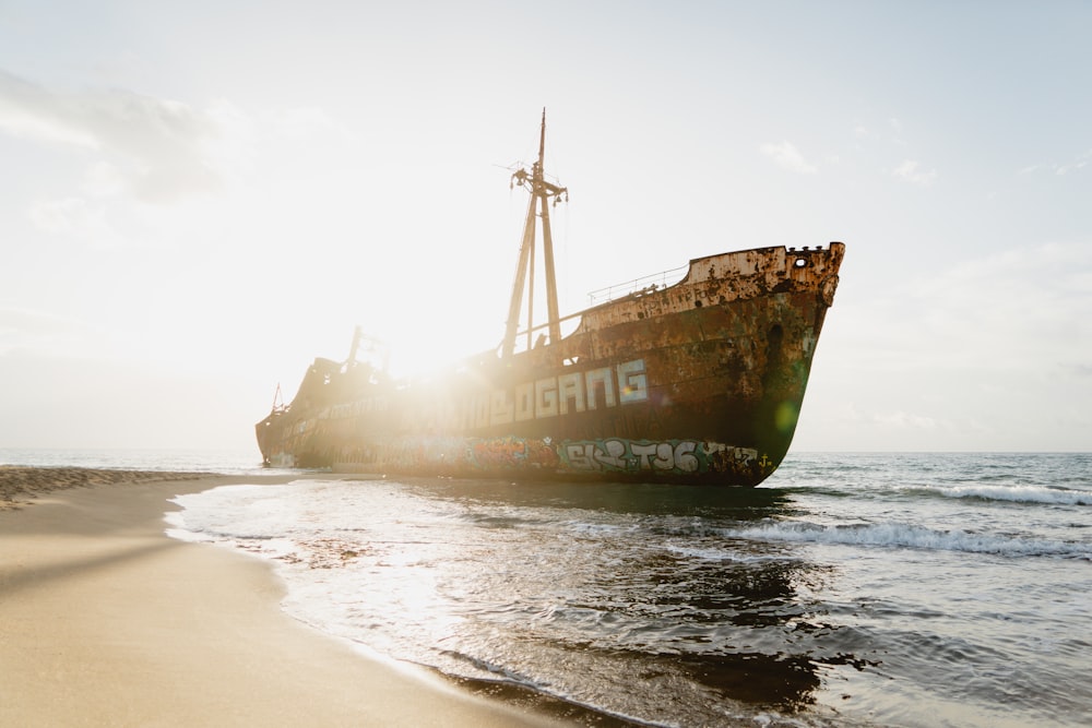 a small boat in a body of water