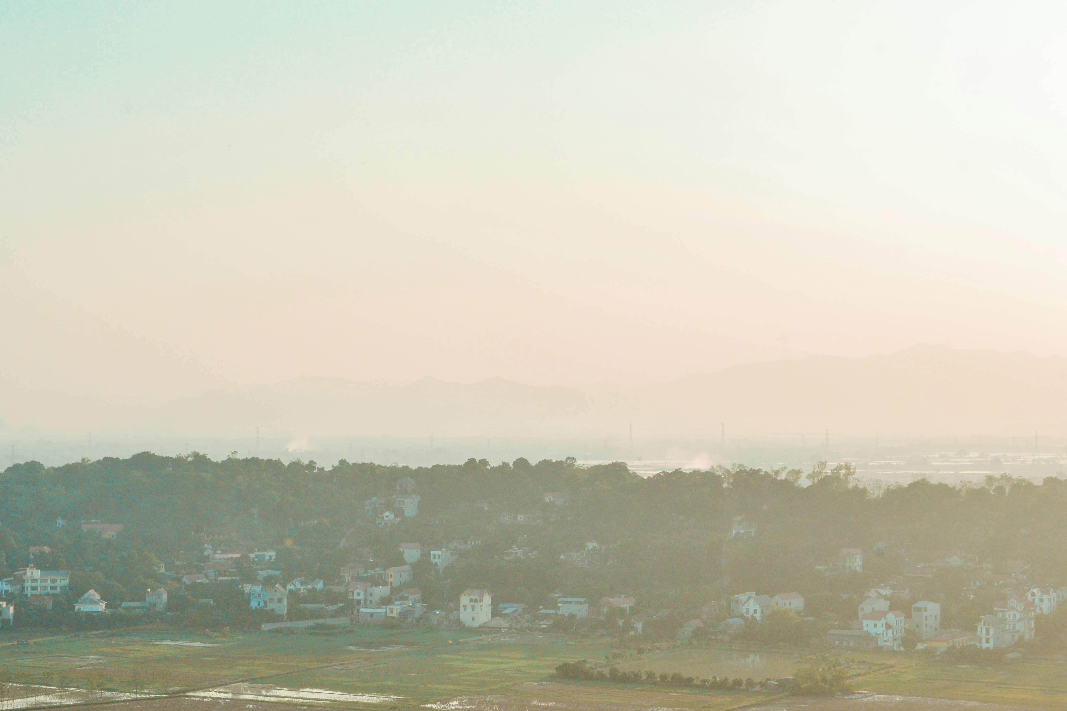 Golfing on a Budget: How to Find Deals on Green Fees & Golf Equipment