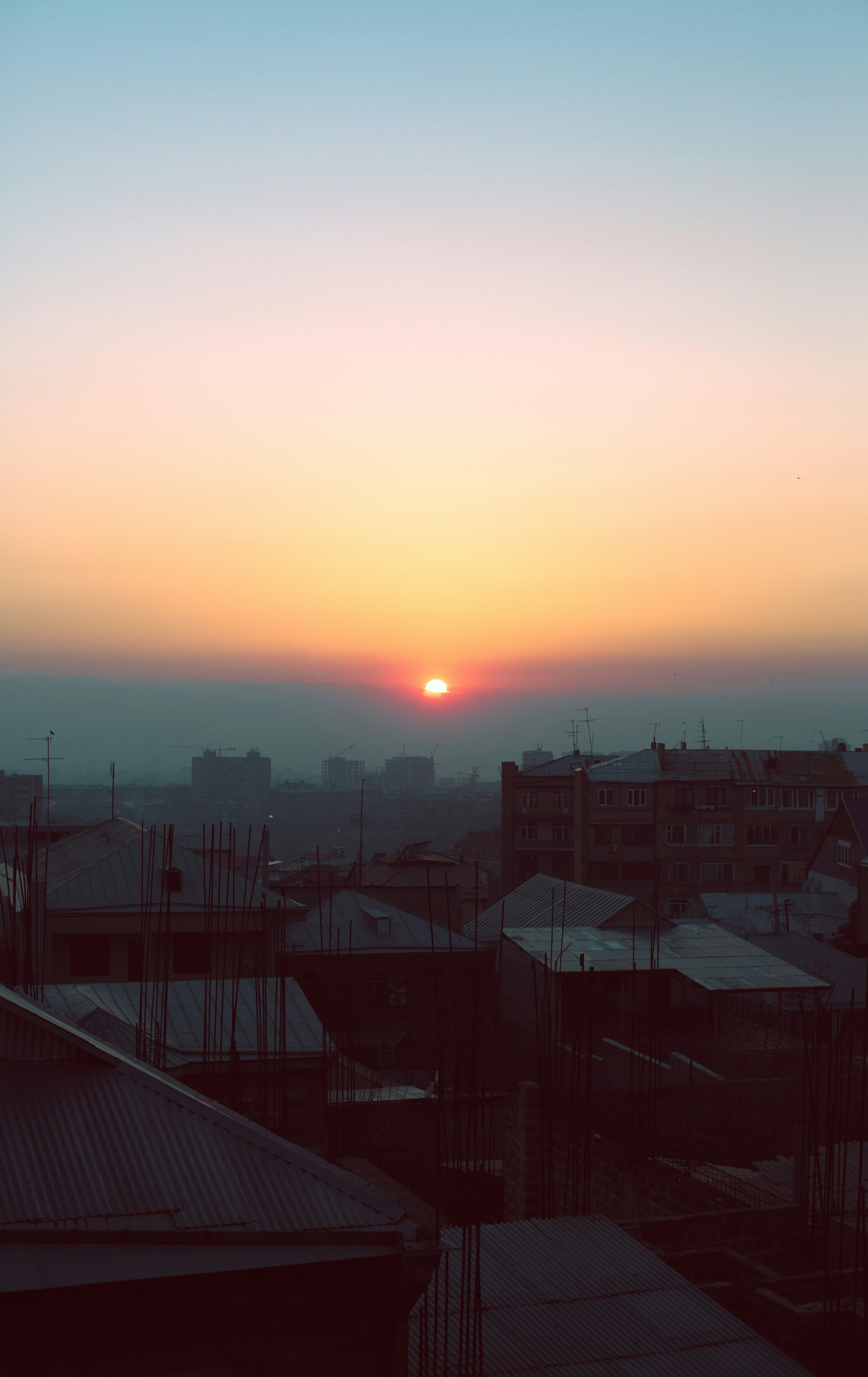 Photo by koryunhills