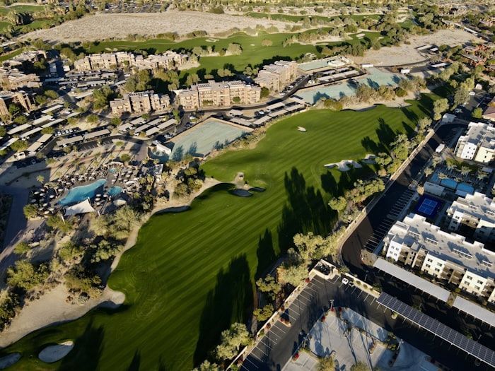Golf course city