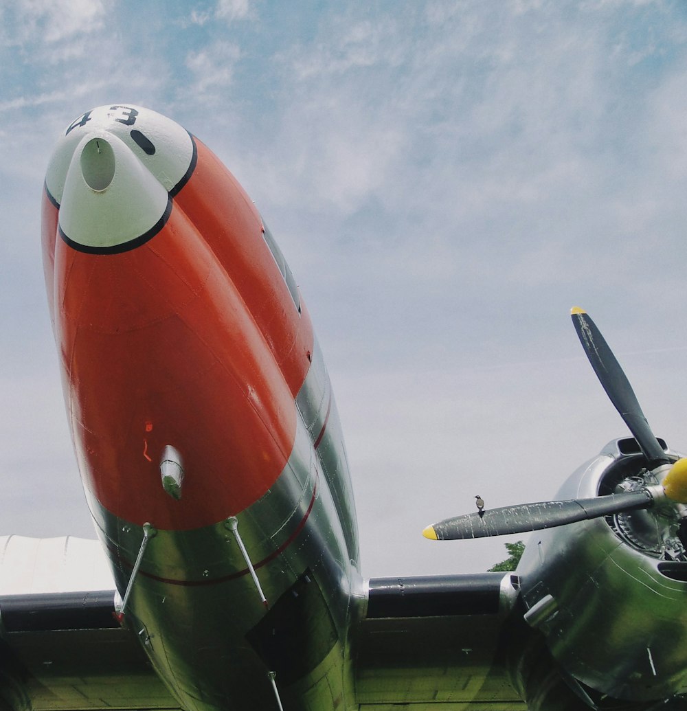 a close up of the nose of an airplane