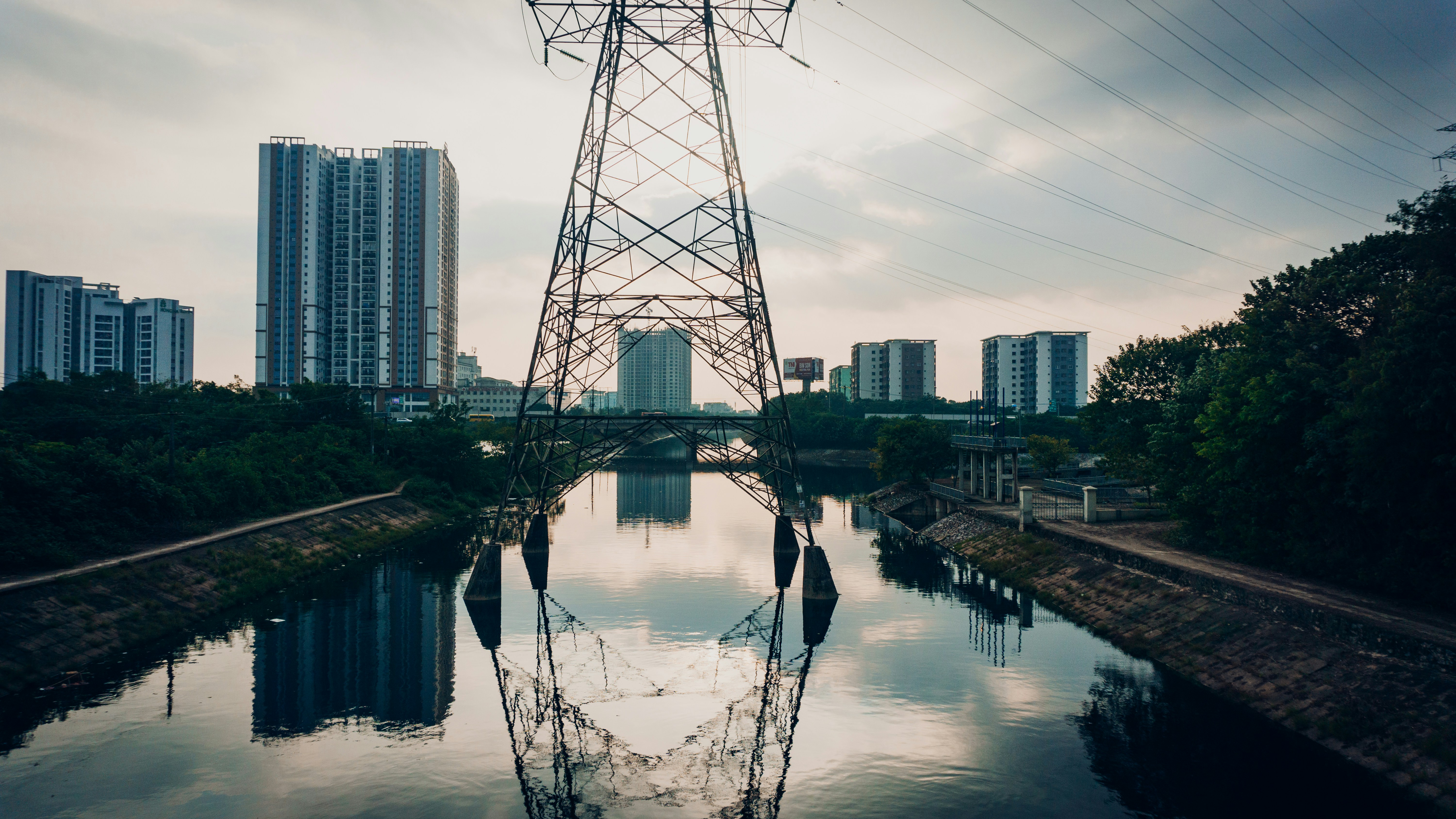 The influence of collective action, community empowerment, and shared vision to the community capacity in urban water resource conservation Image