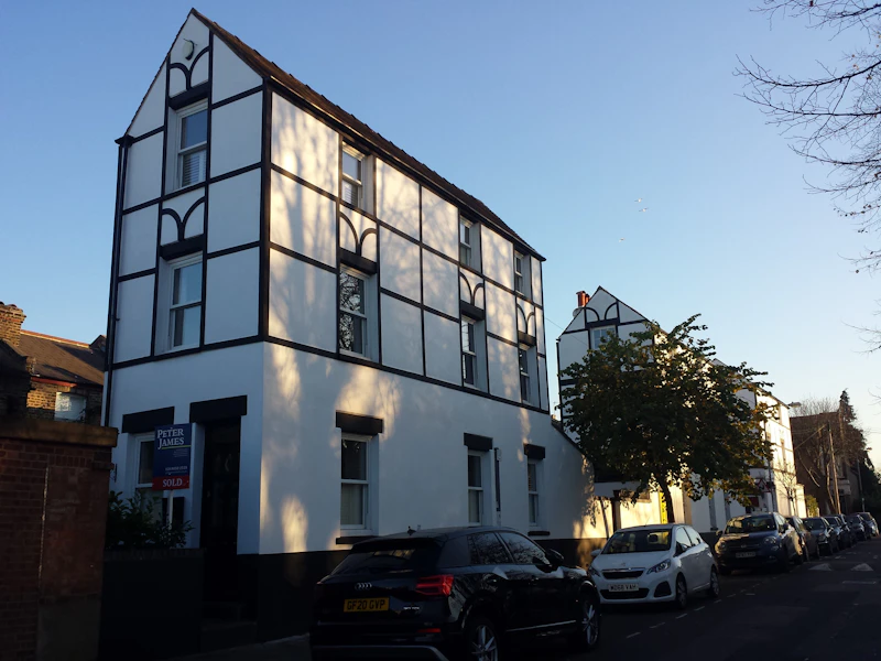 Best Budget Hostels in Brighton That Are Actually Worth Staying In