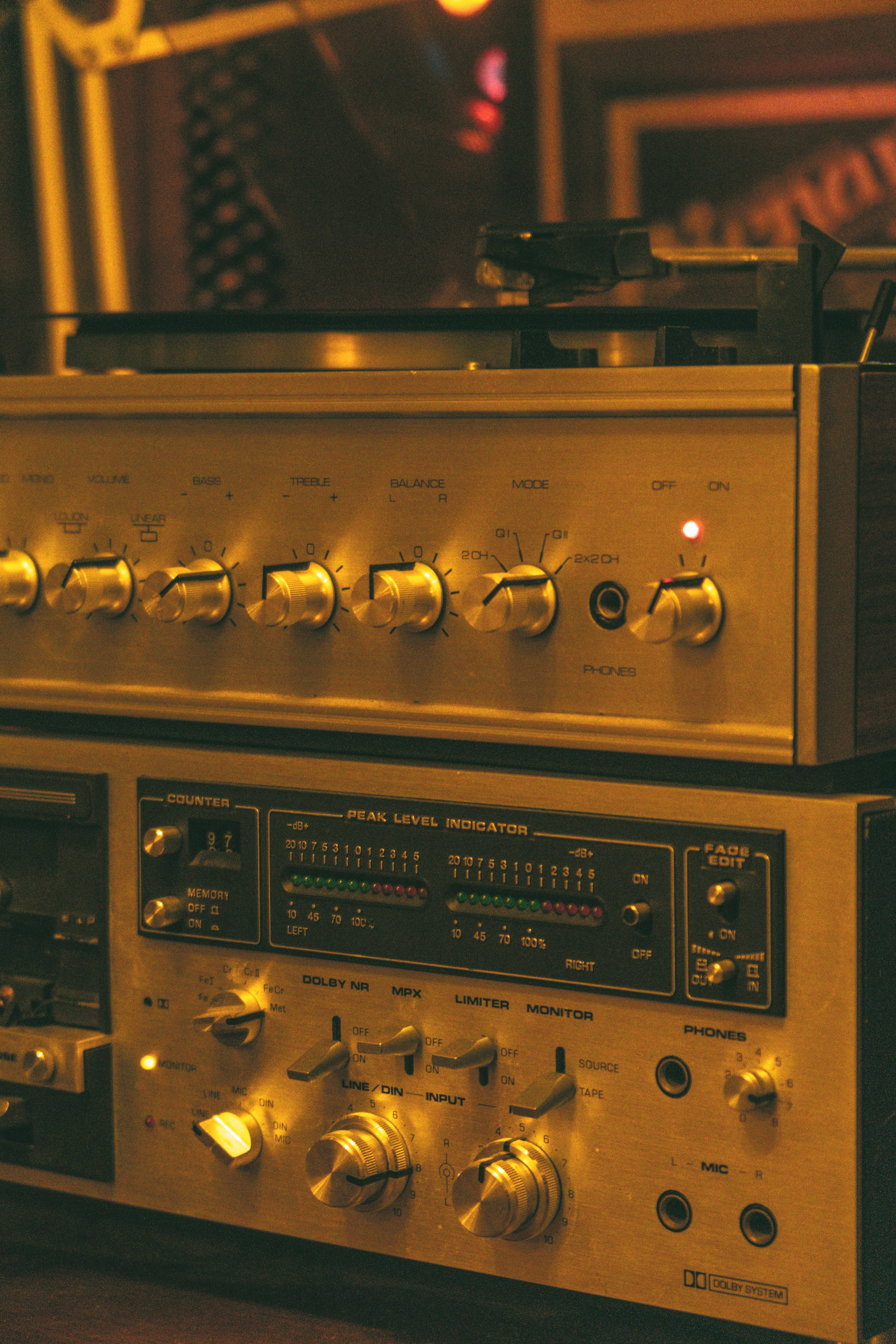 a close up of a stereo system on a table