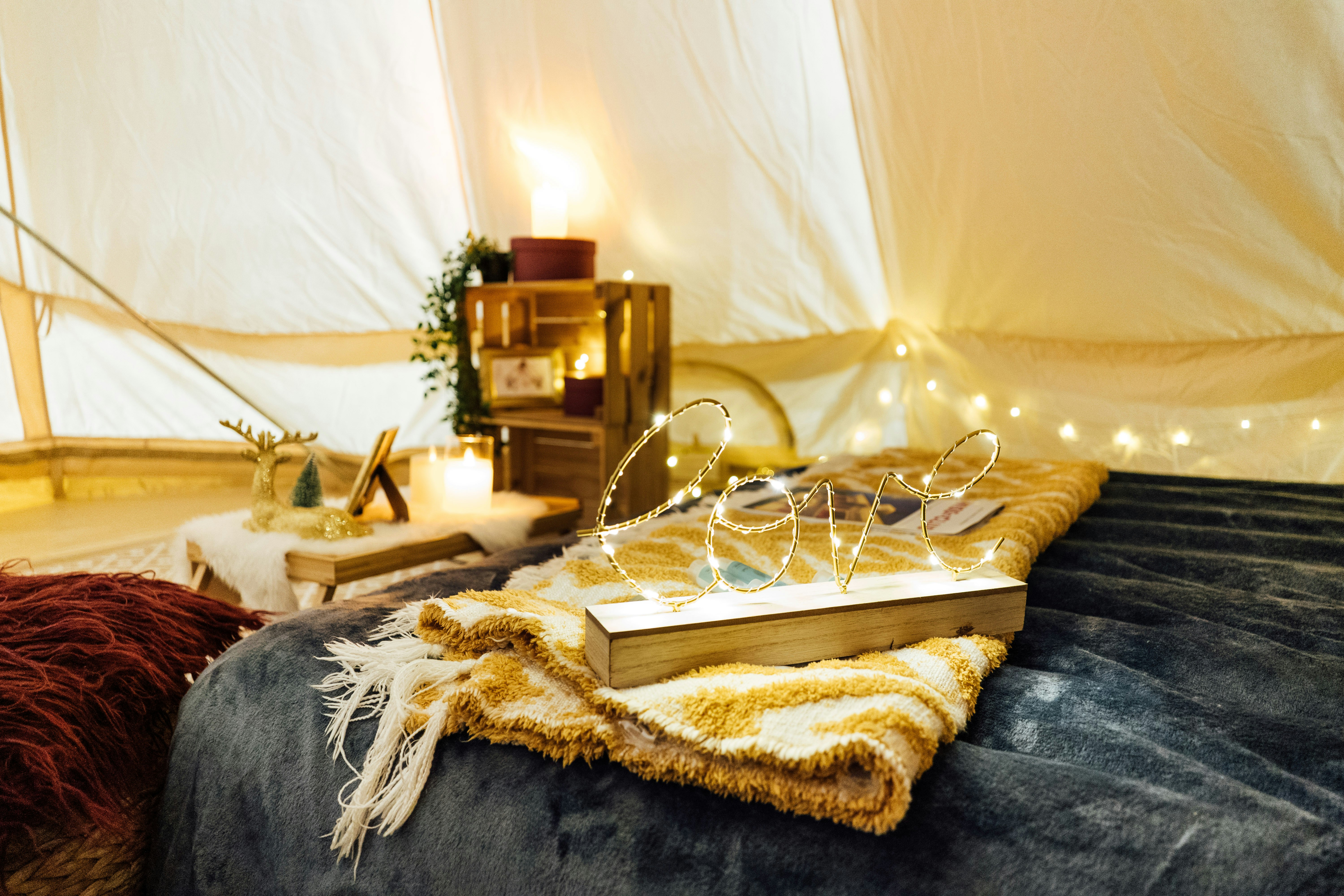 8 Must-Visit Camps for Unique Luxury Glamping Experiences in Agafay Desert