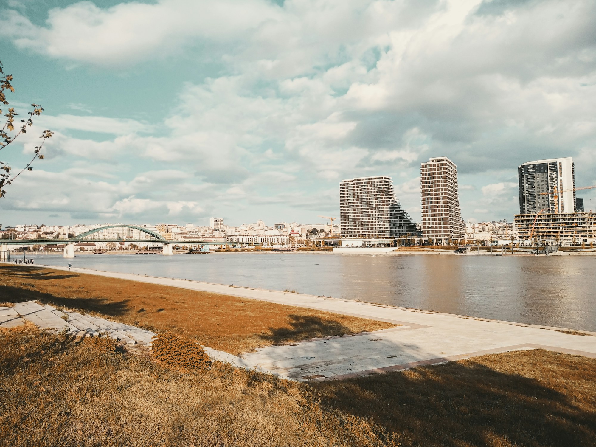 Best Weather and Seasons in Sava, Ideal Months to Visit