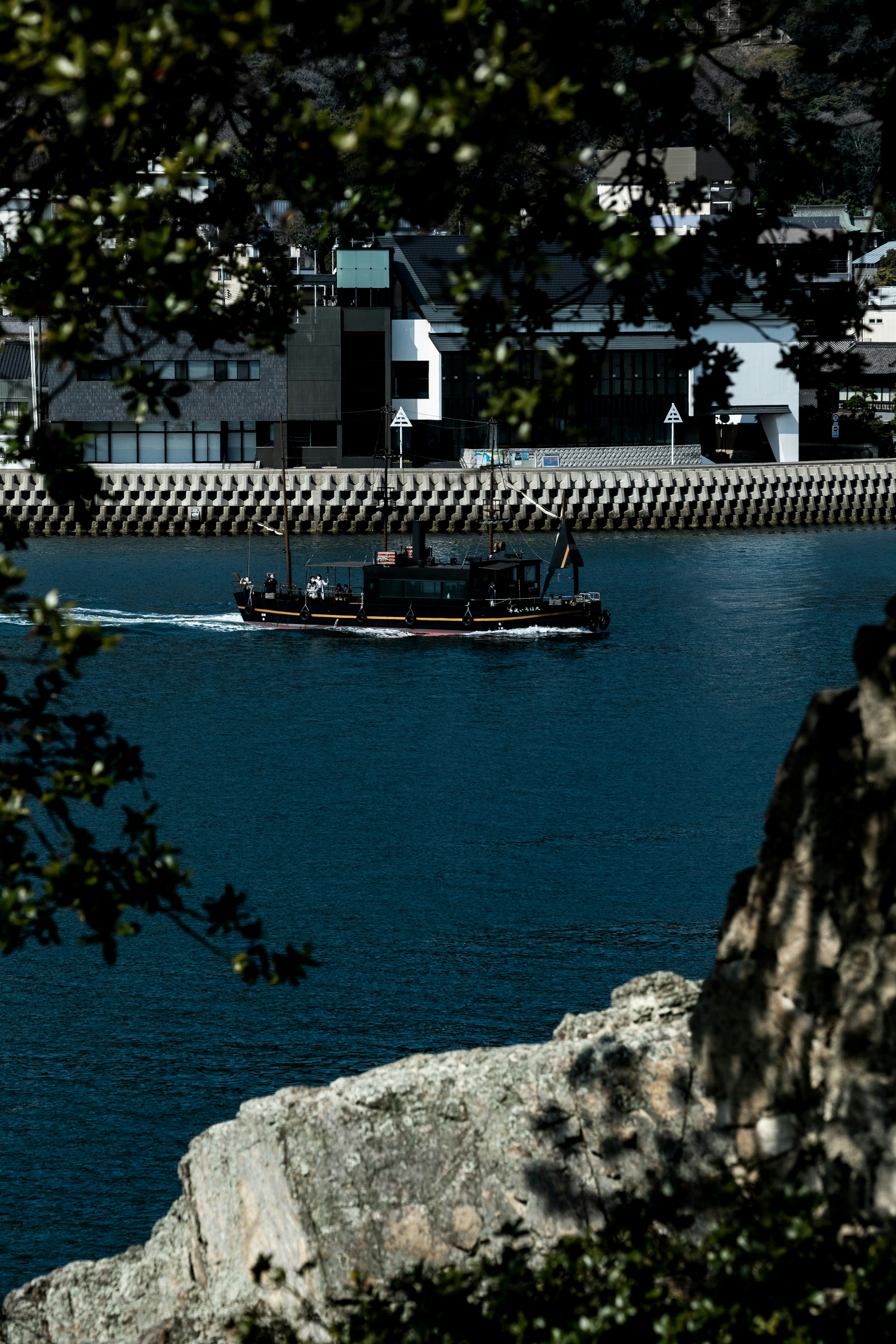 sea ship