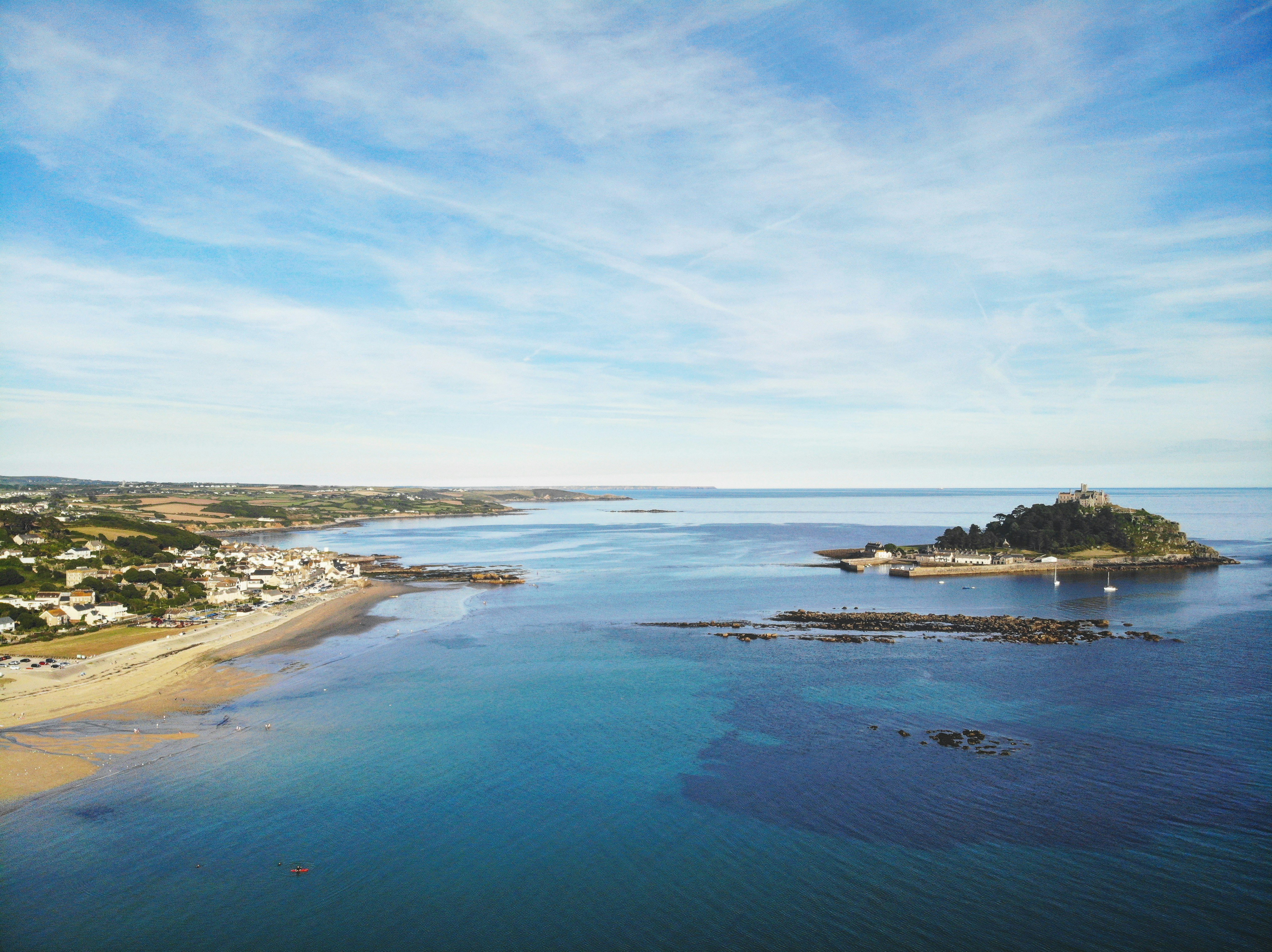 Photo by benjaminelliott