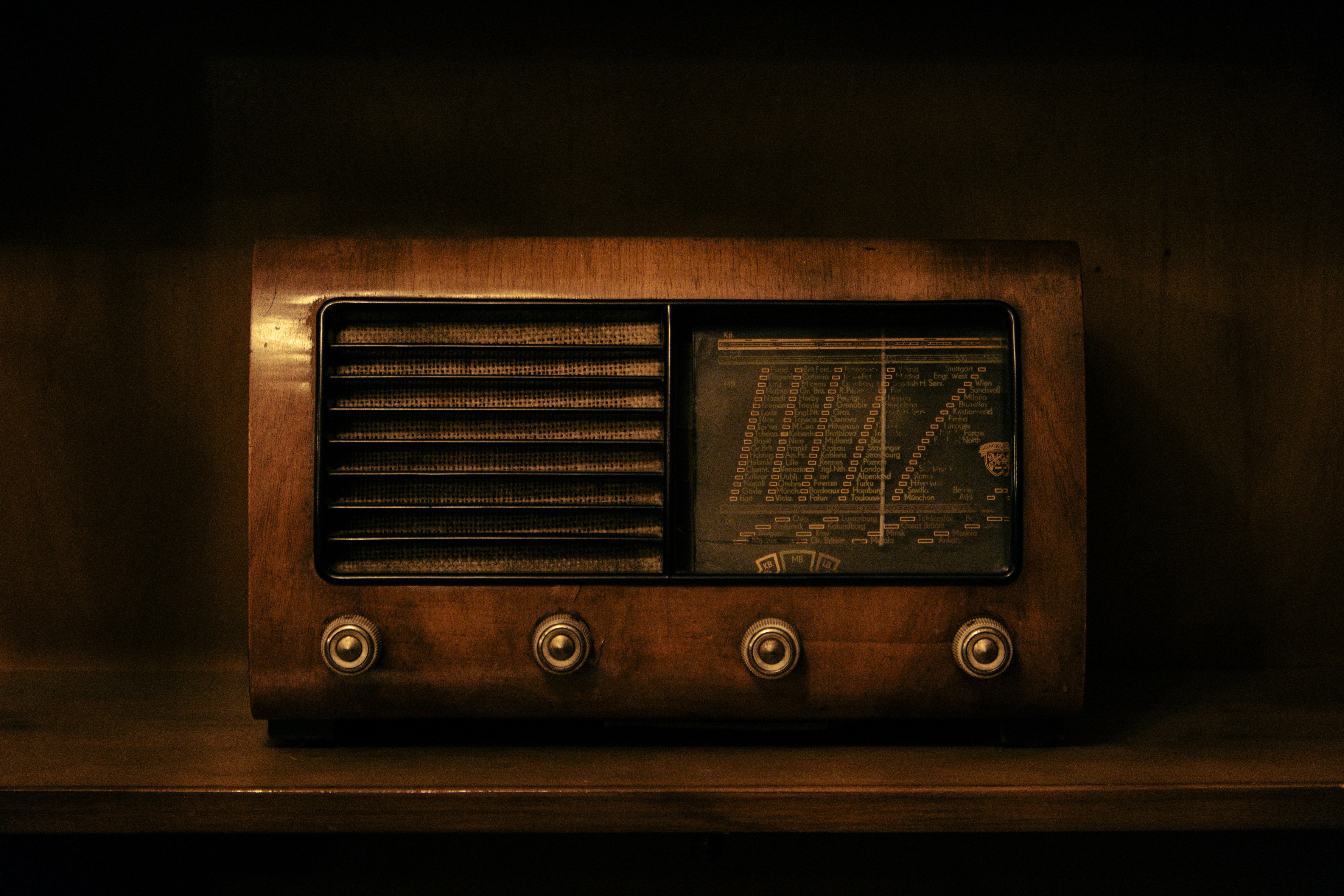 Vintage Wooden Radio