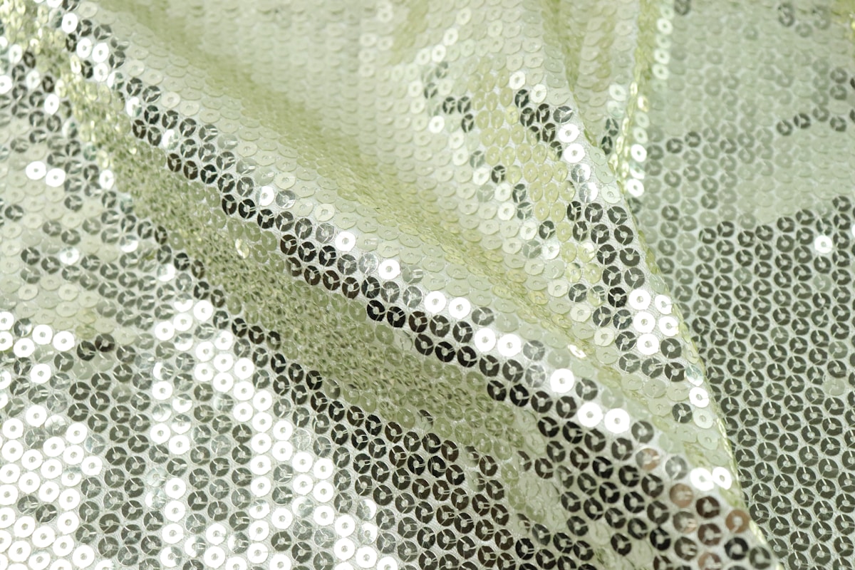 EMF Blocking Clothing: What Works, What Doesn't, and…