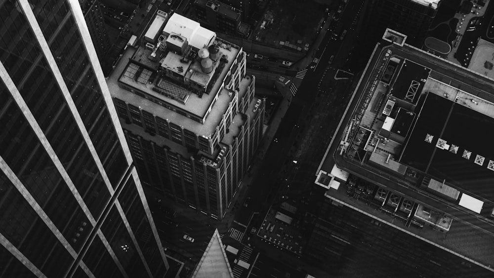 a black and white photo of a city