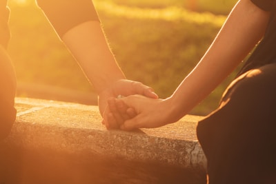 couple counselling sessions with Damon at APY Counselling 