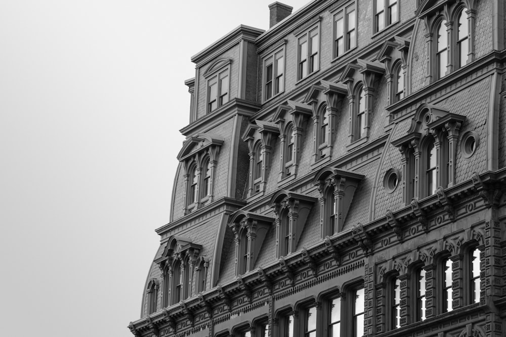 a black and white photo of an old building