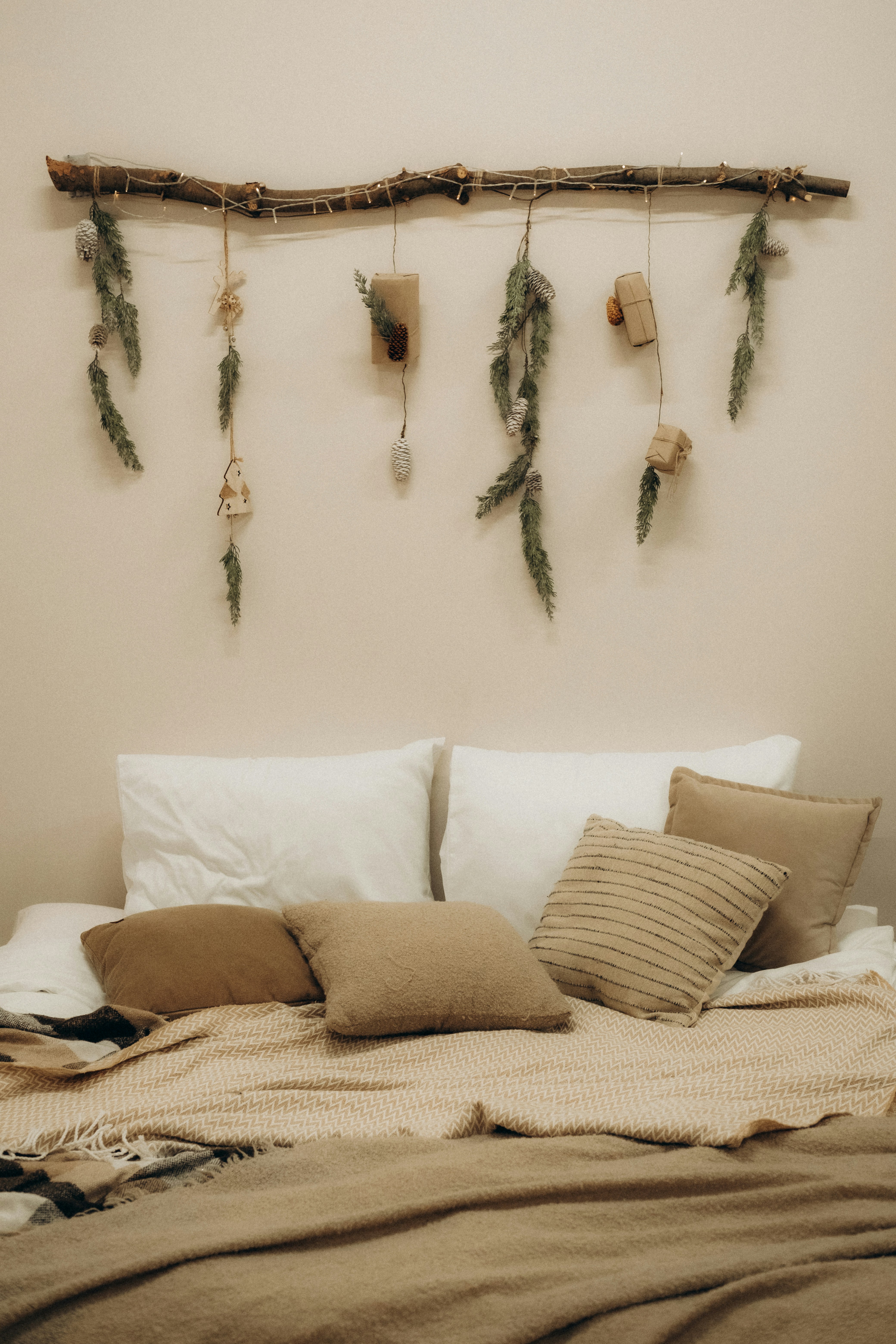 calming bedroom crafts, wallpaper, Crafts for Bedridden Adults: Creative Activities & Ideas 2