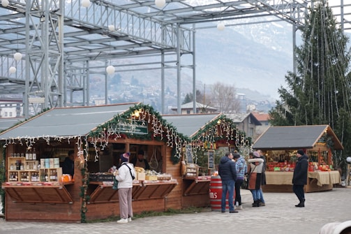 Children and families enjoying a festive Christmas market in Moralzarzal.