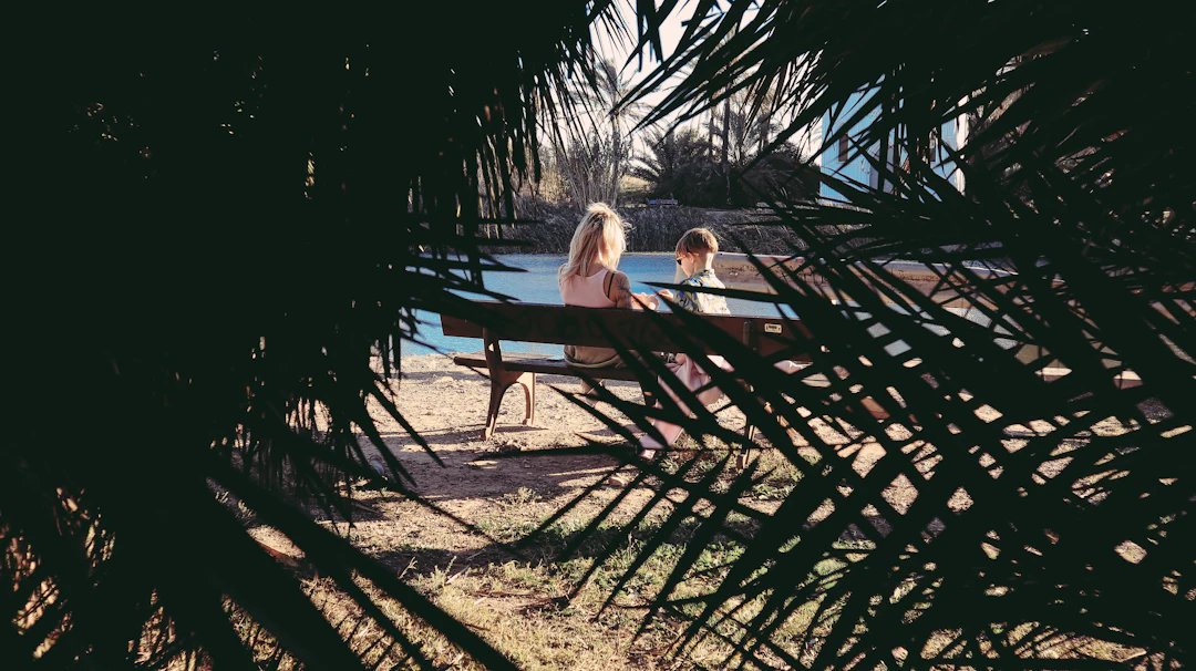 mother friends park