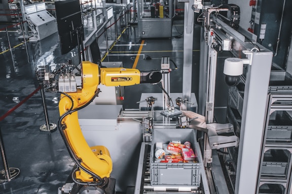 a machine that is working on some food