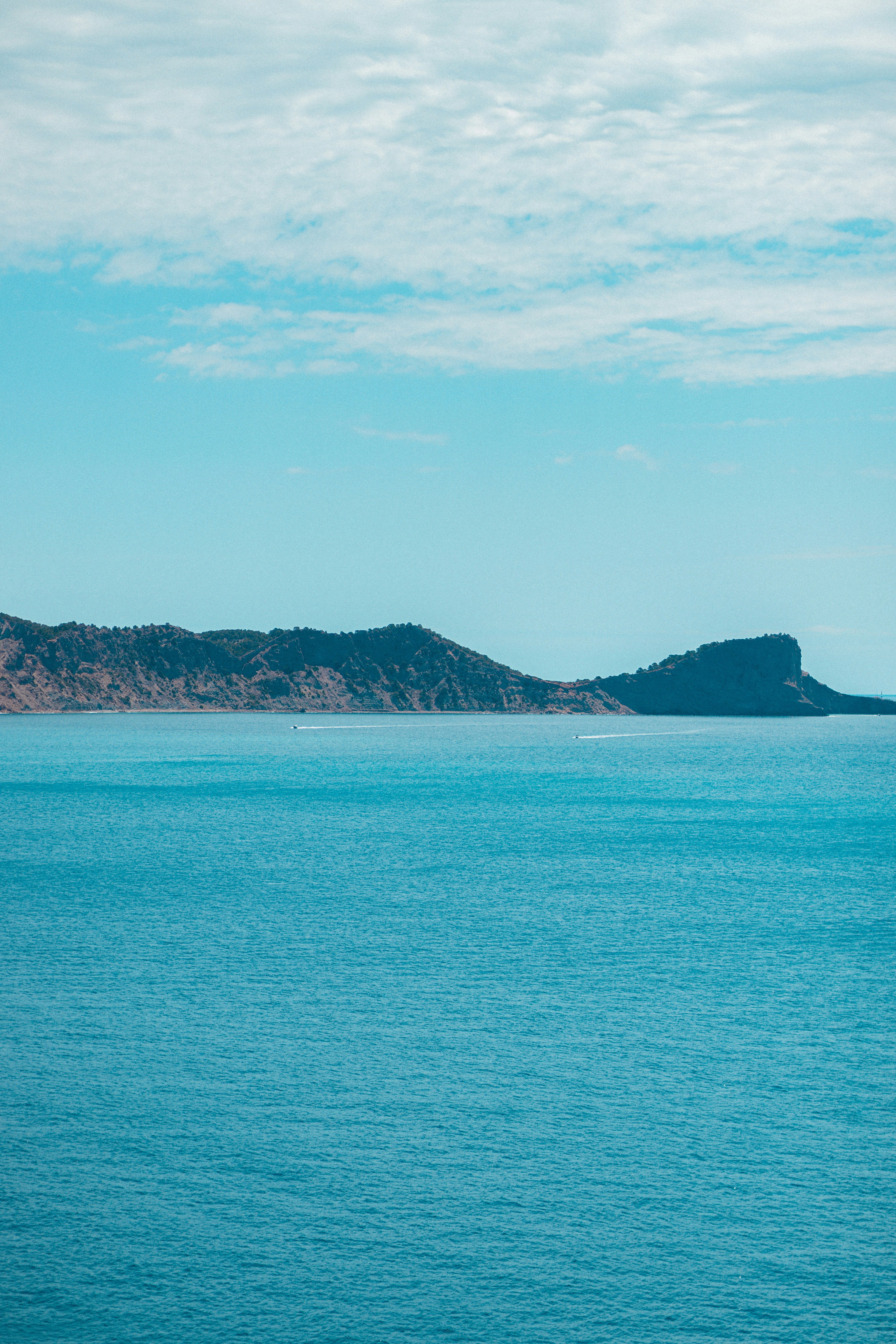 Photo by valentinlacoste