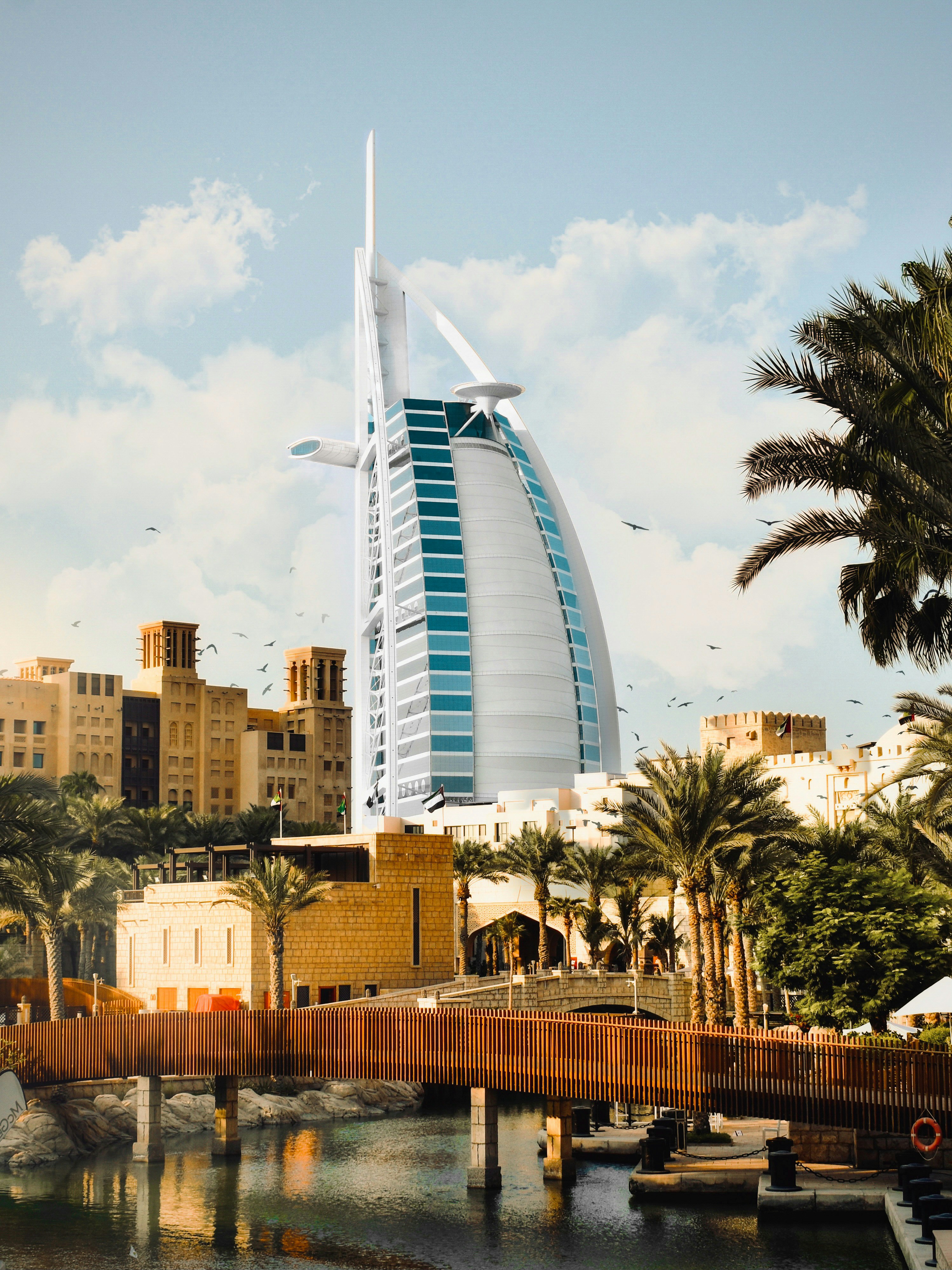 the burj al arab hotel in the middle of the city