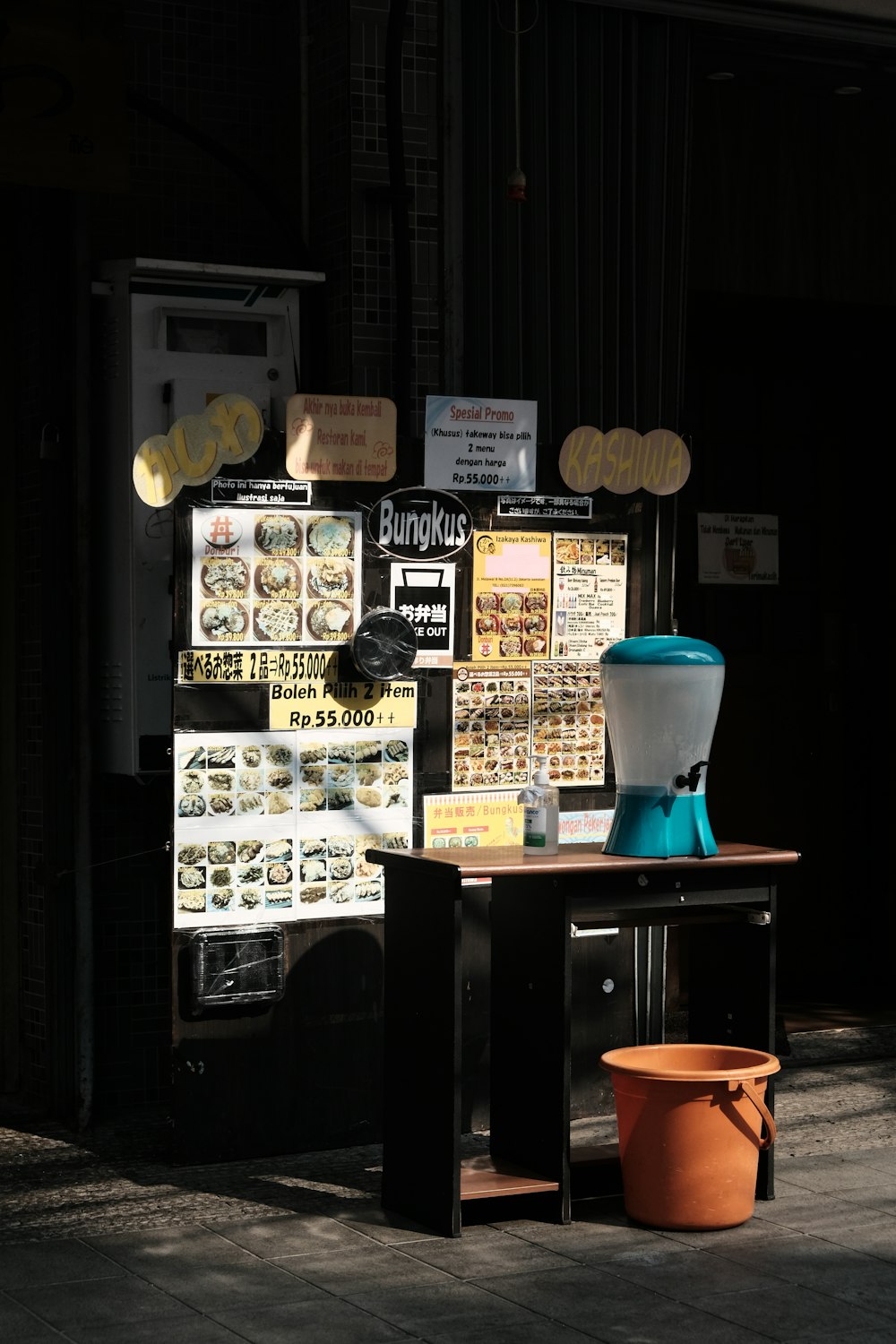 a food stand on the side of a street