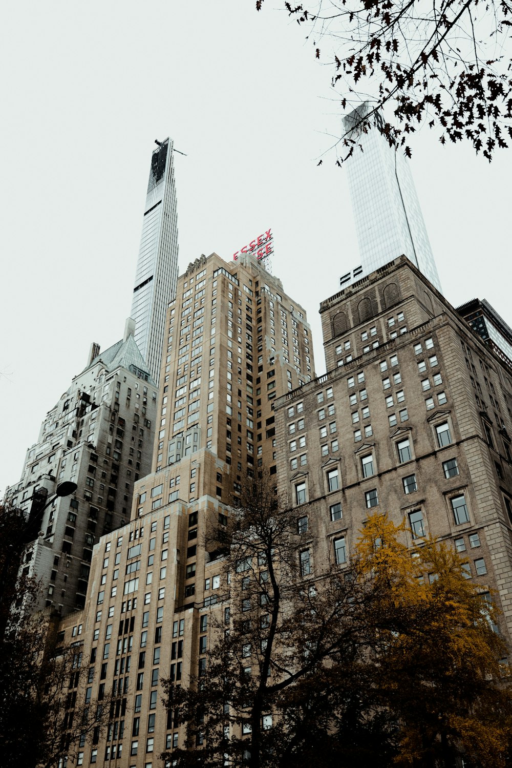 a view of a very tall building in the city