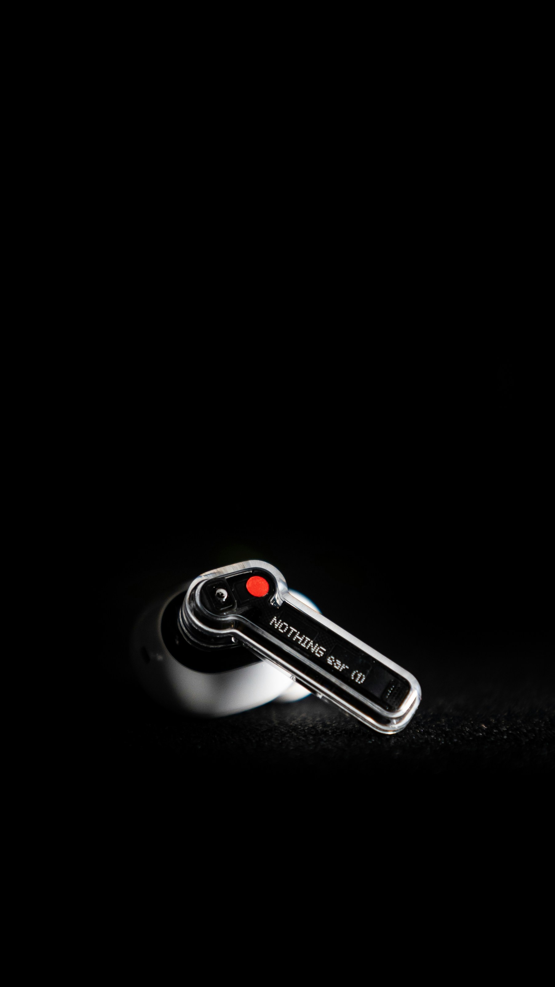 minimalist ear wallpaper, wallpaper, Ear Acne: Treatment & Prevention of Painful Bumps 5