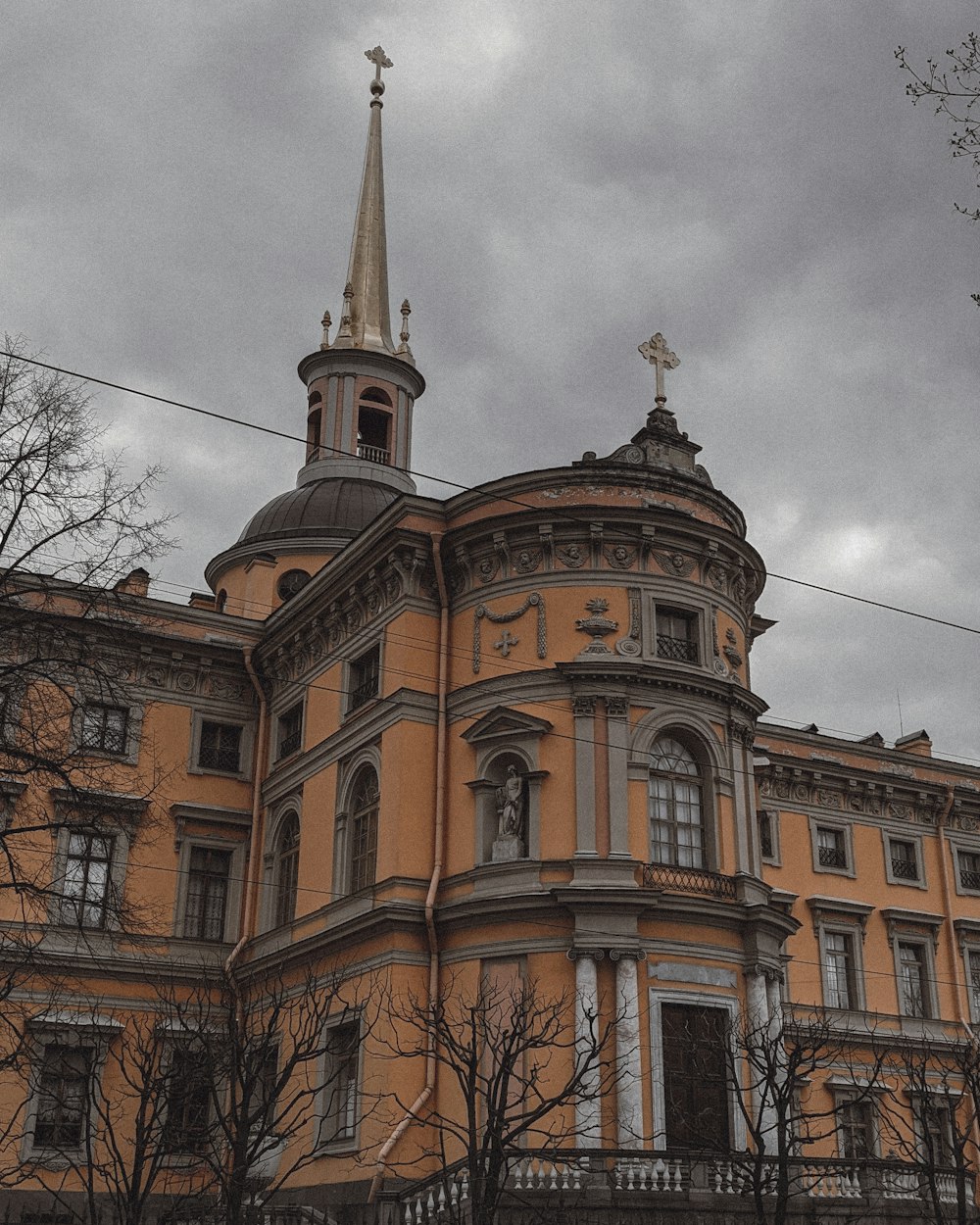 a large building with a steeple on top of it