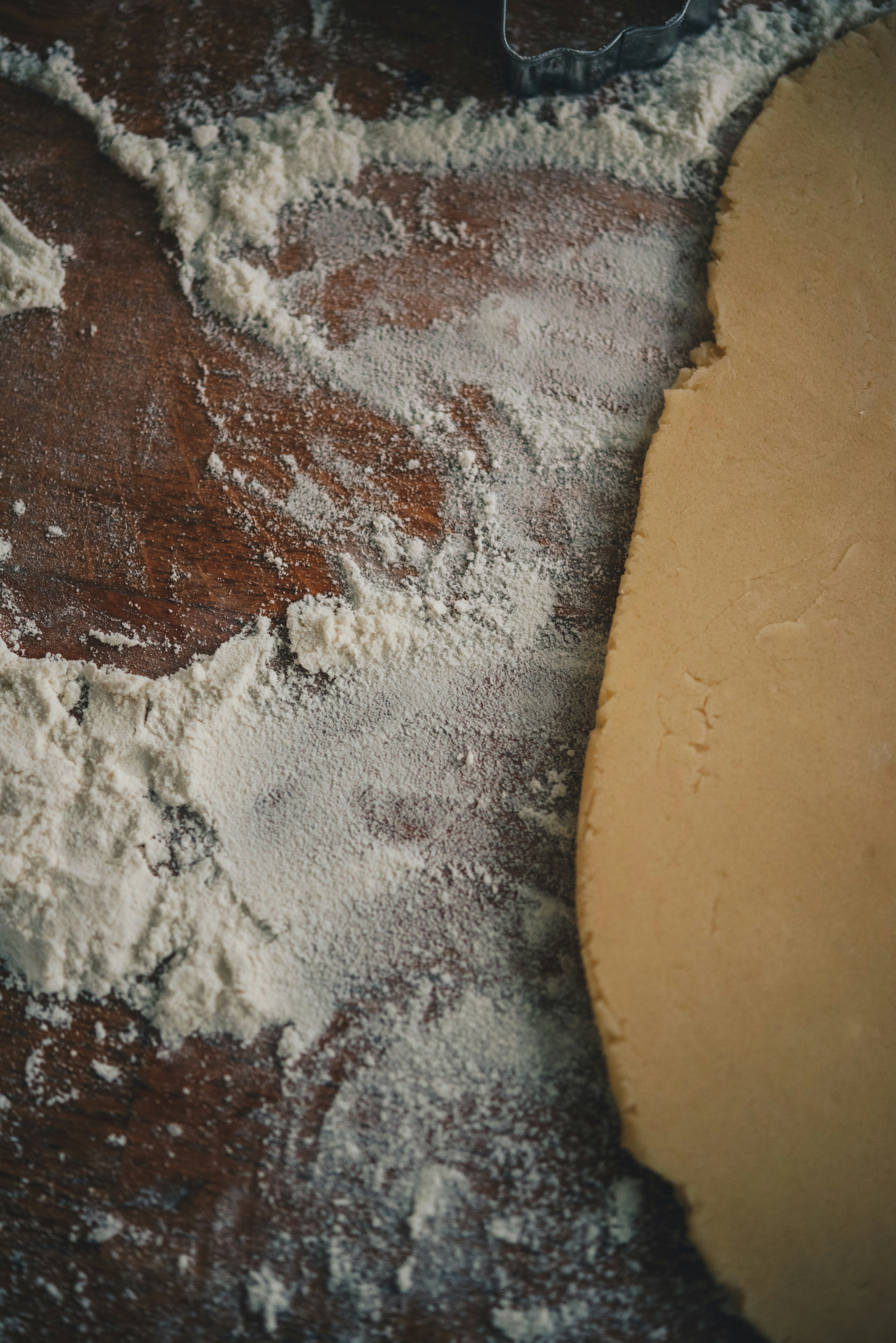 a close up of a cookie dough on a table