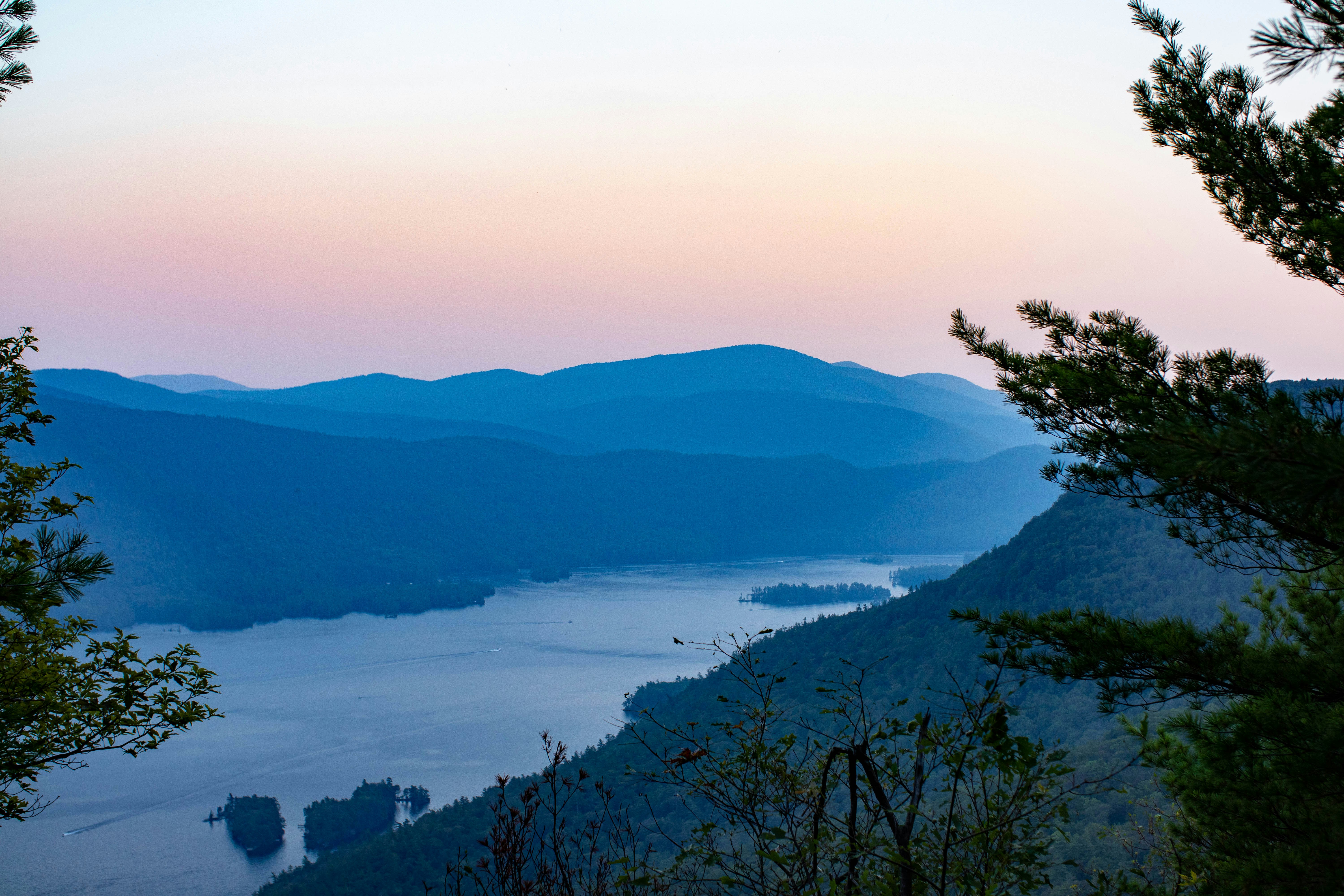 Photo by jeremymchen