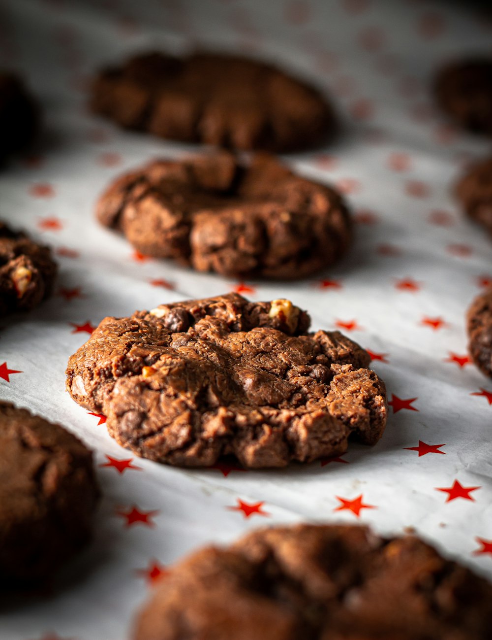 a close up of chocolate cookies on a table