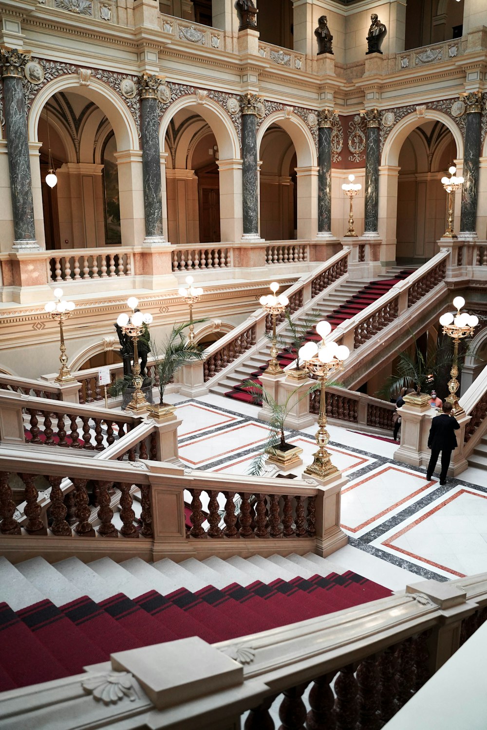 a large building with a bunch of stairs in it