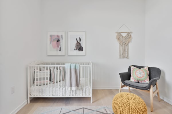 babykamer ledikant commode en kast