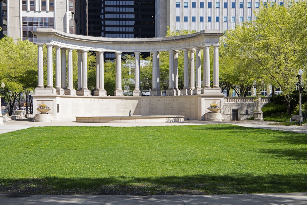 a monument in the middle of a park