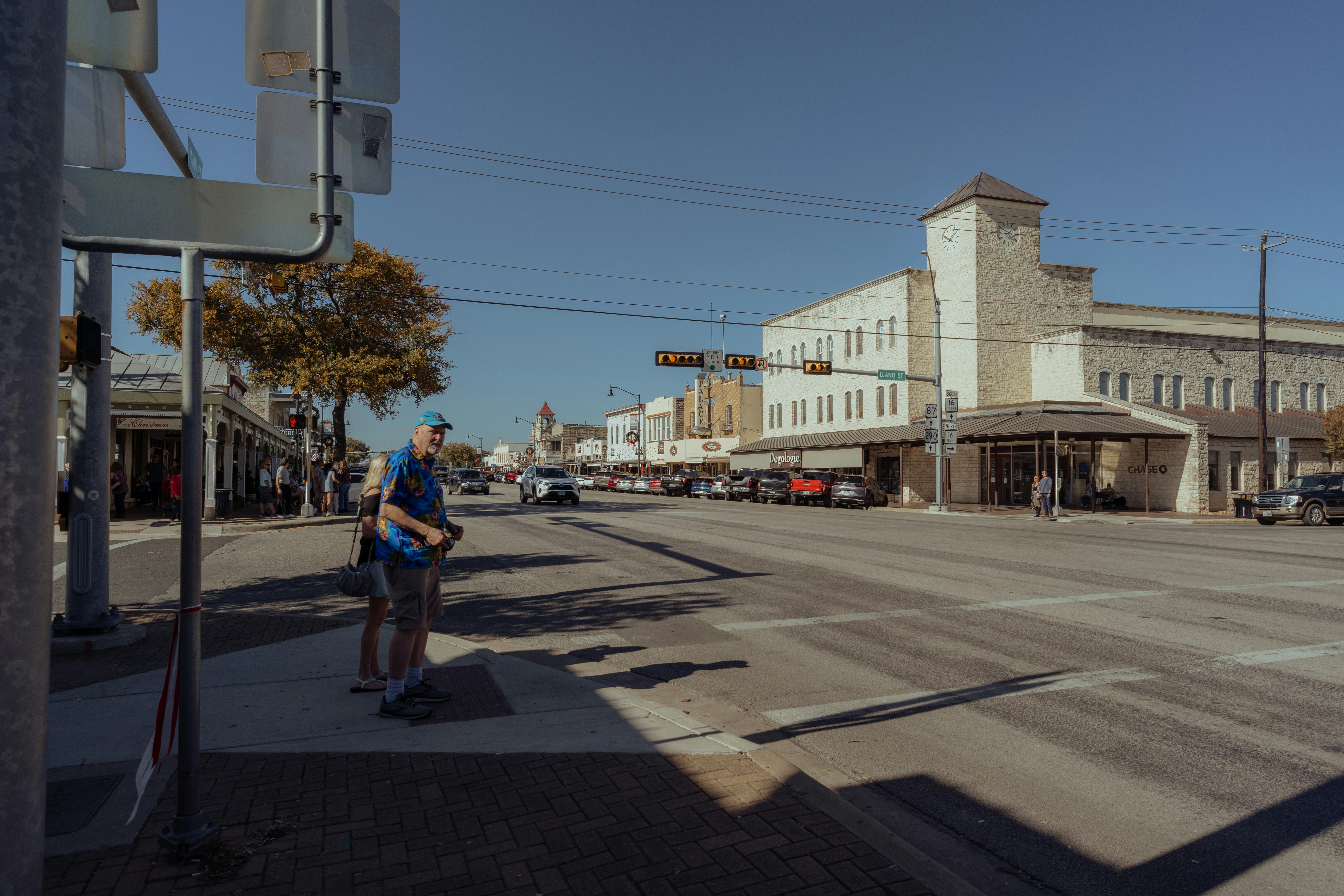 Photo by bettertogether_co