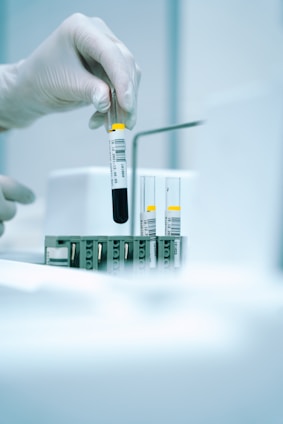 laboratory consultant